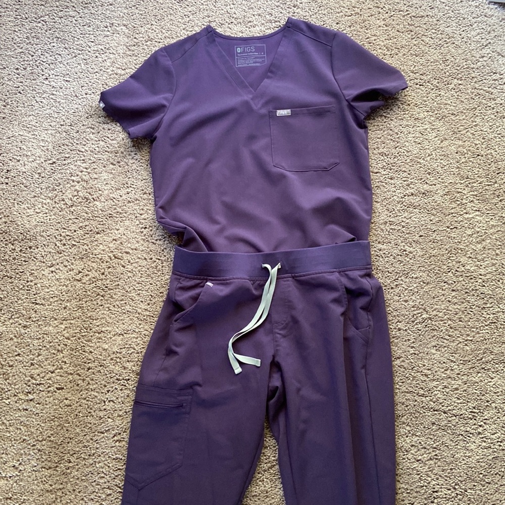 FIGS Purple Shadow Set Small/Medium Petite